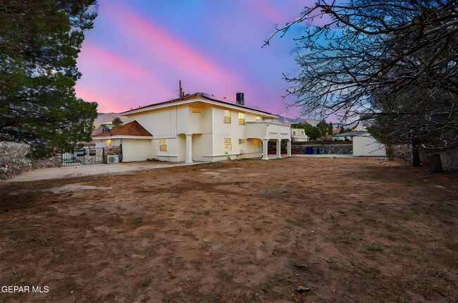 Building Photo - 6839 Pasatiempo Cir
