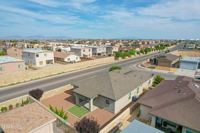 Building Photo - 14700 Harry Flournoy Ave