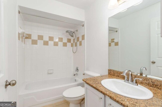 Building Photo - 3005 Seven Pines Ln