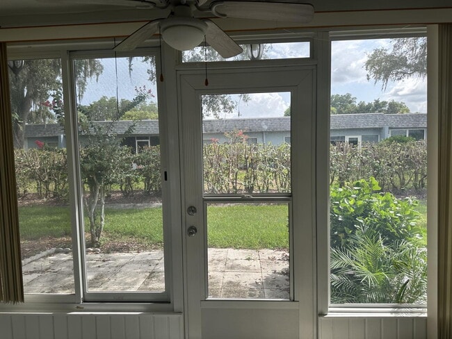 Building Photo - "Perfect Location: 2-Bed, 2-Bath Condo wit...