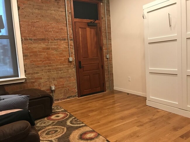 Building Photo - Bright Studio at Turner Hall