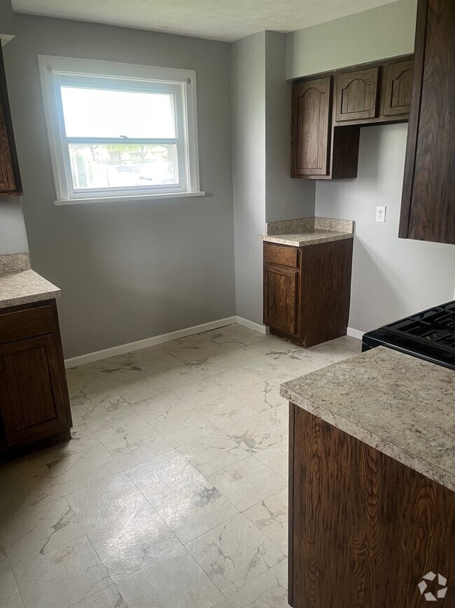 Building Photo - 16713 Scottsdale Blvd