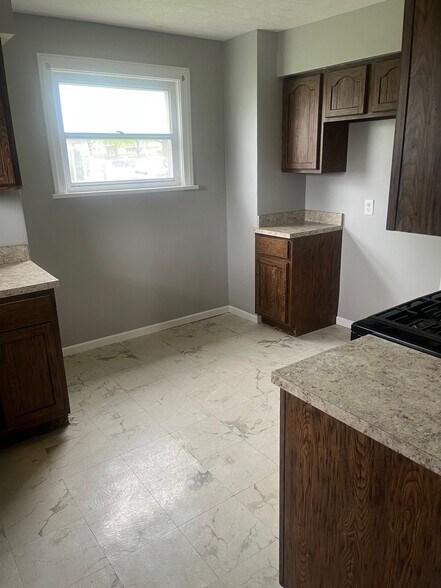 Primary Photo - 16713 Scottsdale Blvd