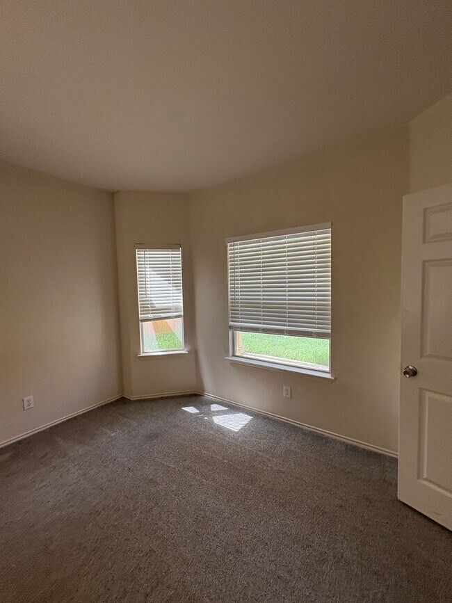 Building Photo - Beautiful home in Town Creek Village - Cibolo