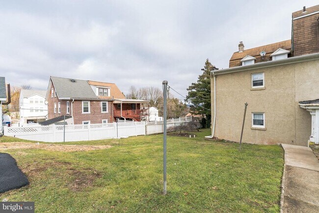 Building Photo - 159 Josephine Ave