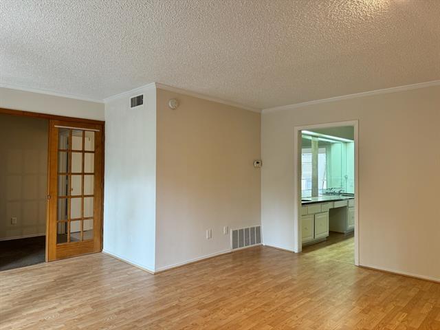 Building Photo - 7418 Fair Oaks Ave