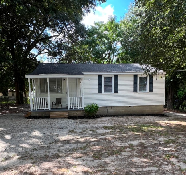 Building Photo - 109 Kenmont St