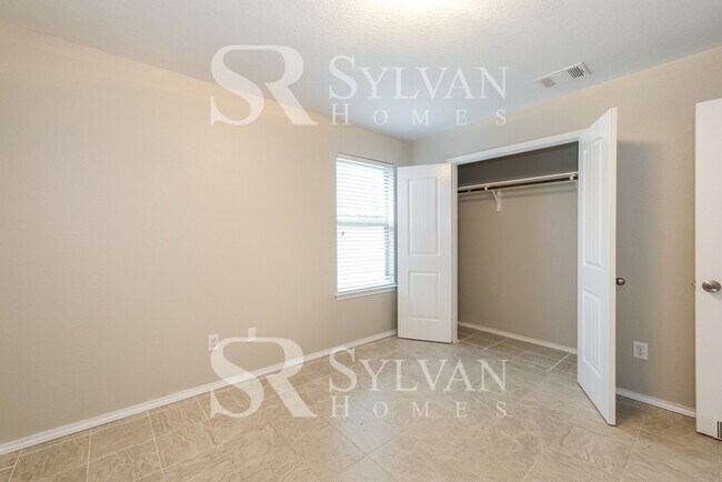 Building Photo - Coming HOME never felt so good!