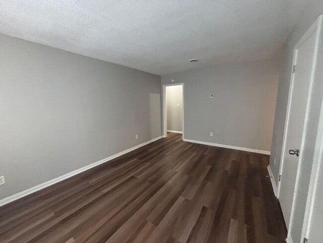 Building Photo - 3432 Tellico Dr