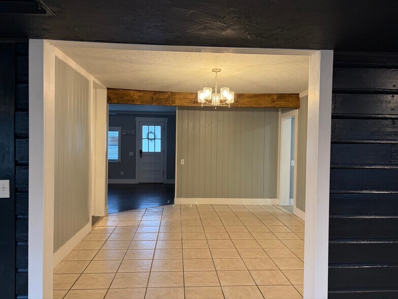 Building Photo - 5329 Cherry St