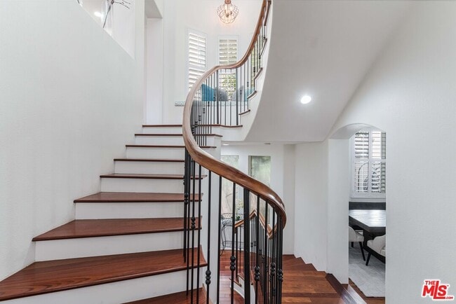 Building Photo - 5734 S Celedon Creek