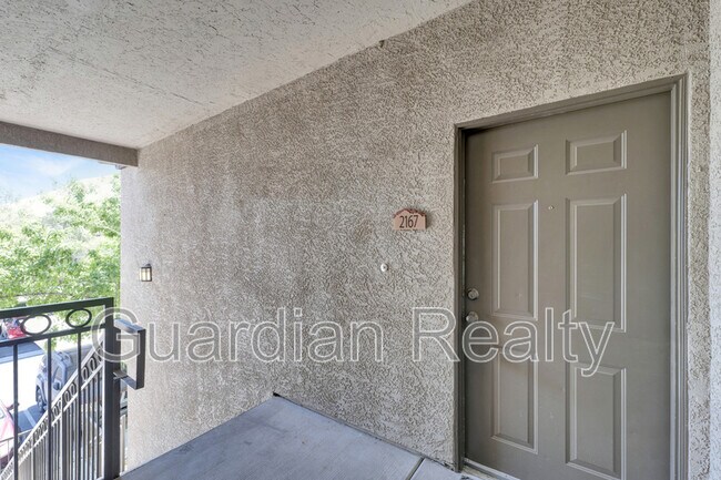 Building Photo - 8250 N Grand Canyon Dr