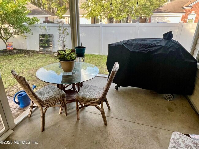 Building Photo - 1420 Creek Point Blvd