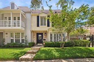 Building Photo - 399 N Post Oak Ln