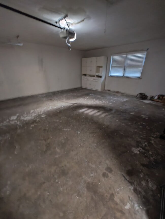 Building Photo - 2404 Northtown Ct