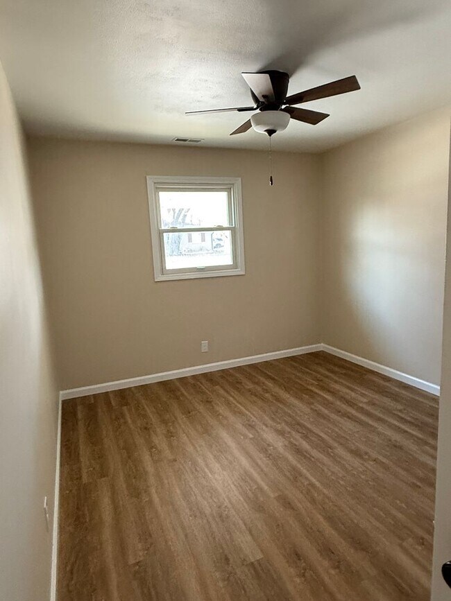 Building Photo - Charming Newly Remodeled 3-Bedroom Home!