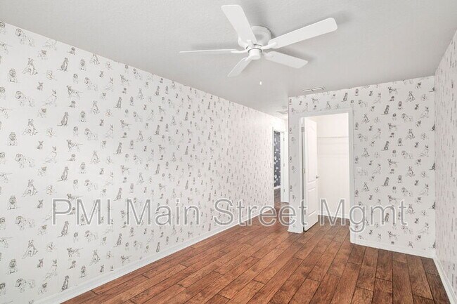 Building Photo - 689 Evening Sky Dr