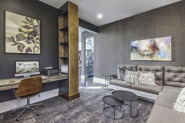 Office - 106 Locomotive Ln