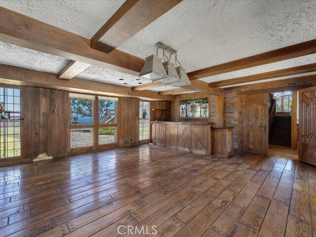 Building Photo - 709 Paseo Del Mar