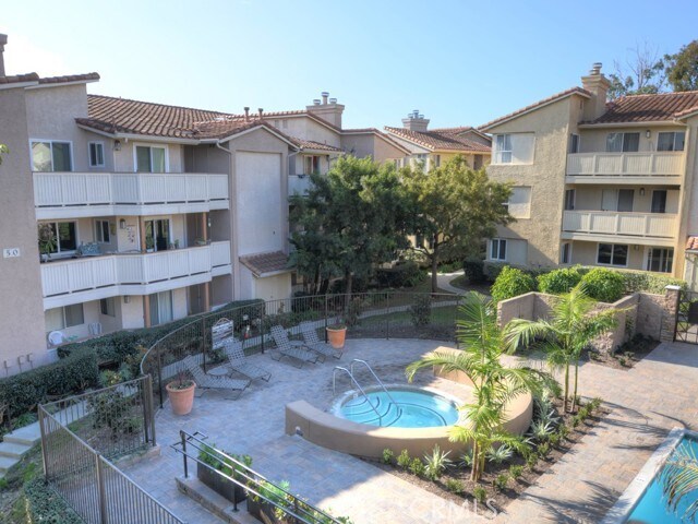 Building Photo - 48 Corniche Dr