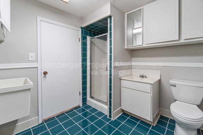 Building Photo - 6604 N Greenwood Blvd