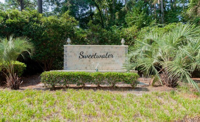 Building Photo - 6307 Sweetwater Blvd