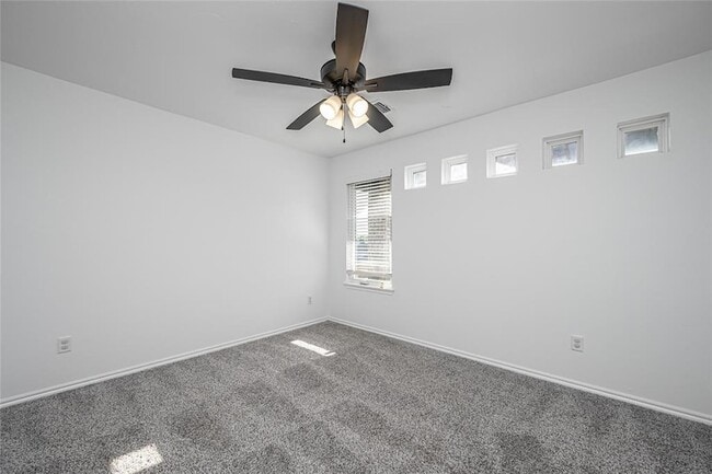 Building Photo - 8516 Gibbs Dr