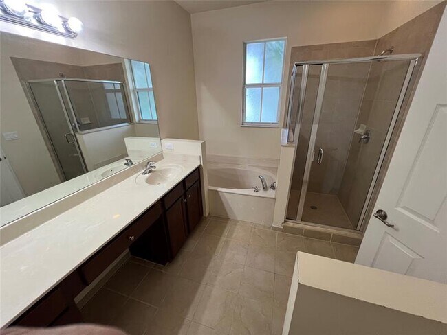 Building Photo - 4744 Monarch Way