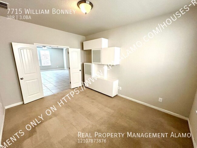 Building Photo - **MOVE-IN SPECIAL** Gorgeous 3 Bedroom Hom...