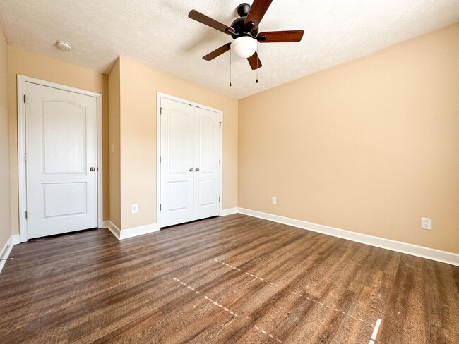 Building Photo - 258 Ivy Stone Dr