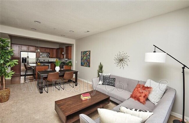 Building Photo - 180 80th St