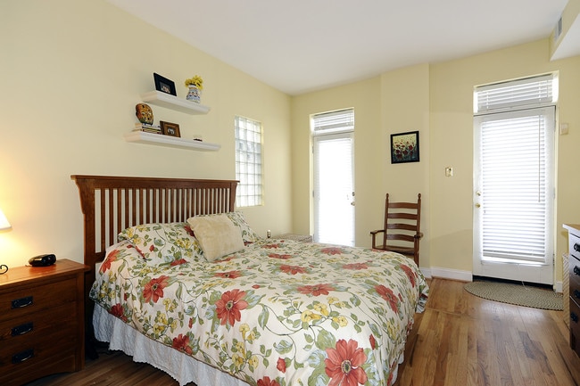 Building Photo - 1757 T Street NWUnit C