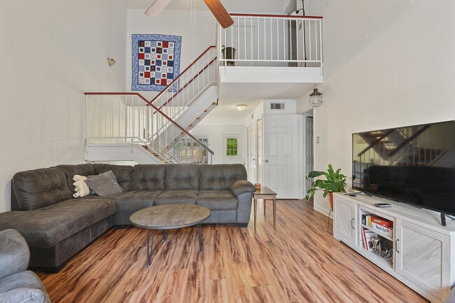 Living Room - 2070 Michel Delving Rd
