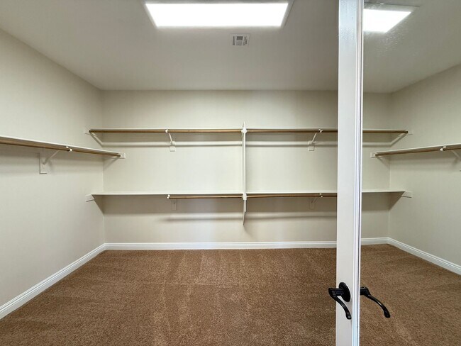 Building Photo - COMING SOON!  Gated 4BD/3BA home near Red Rock Casino! Sits on a huge corner lot!