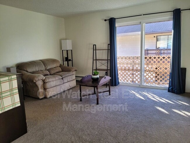 Building Photo - 16929 Coronado St