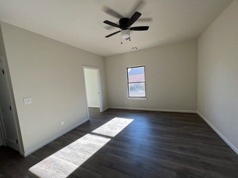Building Photo - 8542 Spring Creek Ln