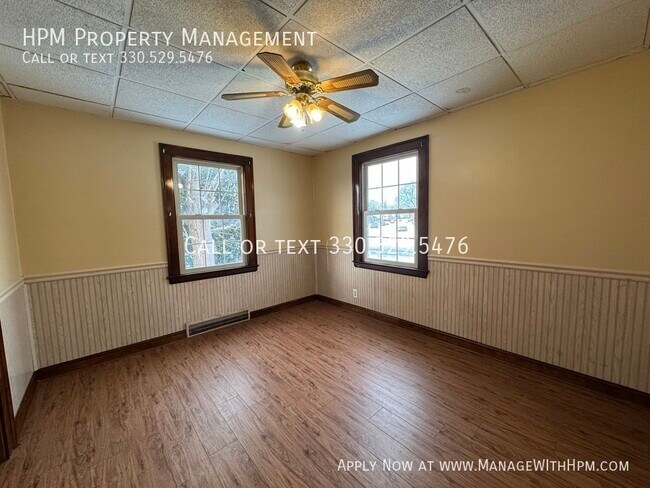 Building Photo - 3234 Arbor Rd SW