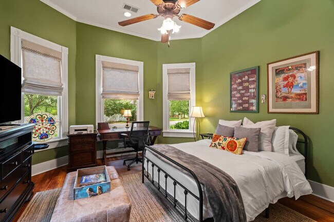 Building Photo - 509 Dabbs St