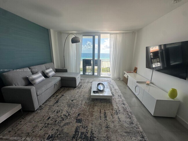 Building Photo - 345 Ocean Dr