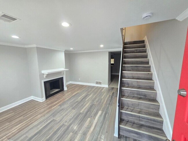 Building Photo - Newly Renovated 3 Bed 1 Bath Home In Balti...