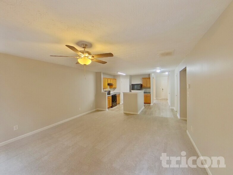 Building Photo - 1542 Alcovy Falls Dr SE