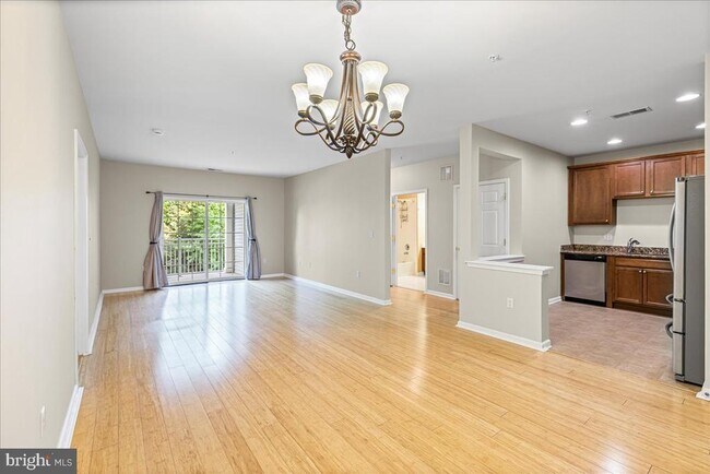 Building Photo - 224 Breeders Cup Dr
