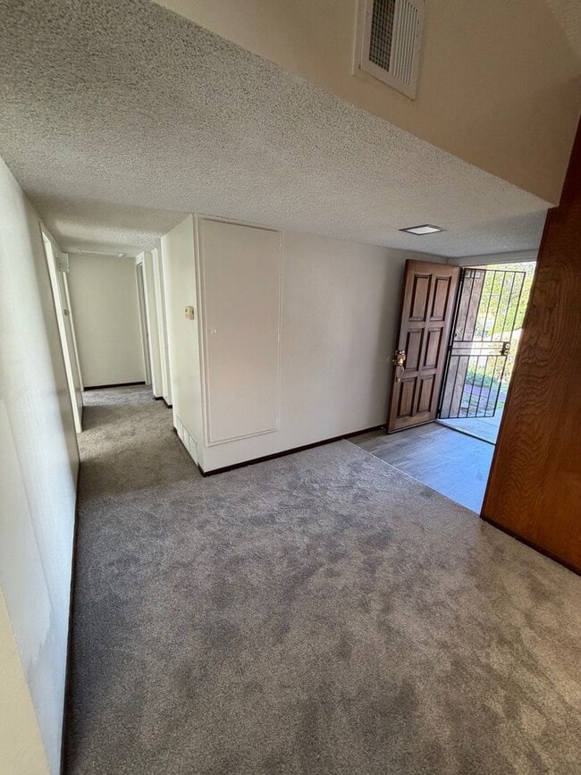 Building Photo - 3BR/2BA House in Rolando Village with 2 car garage, new paint and new carpet & flooring, Availabl...