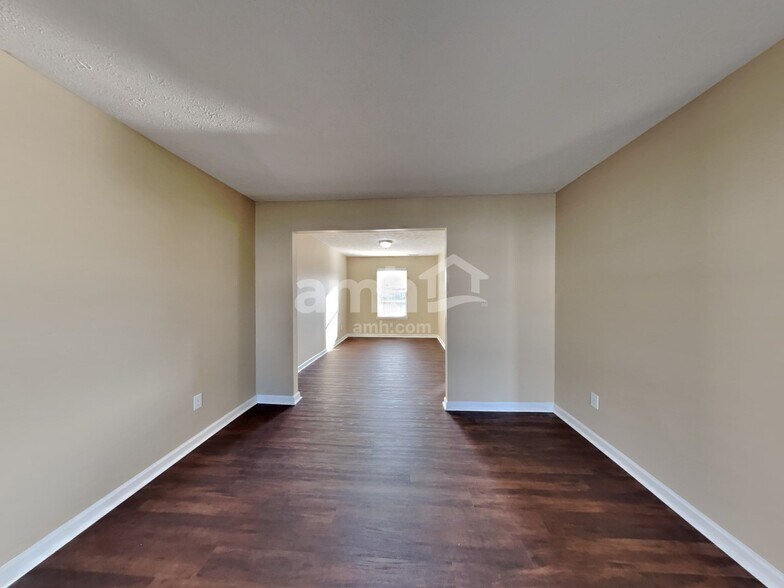 Building Photo - 5825 Columbia Cir