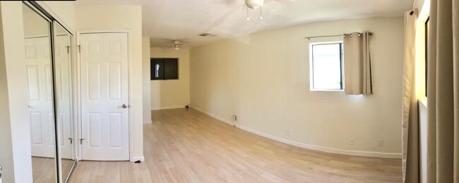 Building Photo - 2803 Panepoo St