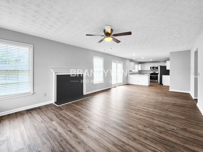 Building Photo - 4902 Fielding Way