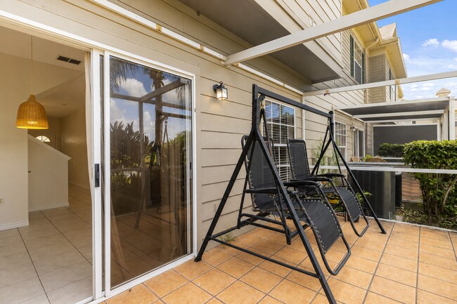 Building Photo - Spacious 3-Bedroom Condo Retreat in Bradenton – Your Perfect Home Awaits!