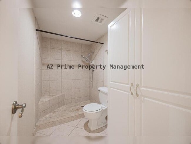 Building Photo - 2127 E Minton Dr