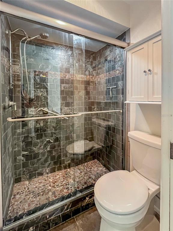 Building Photo - 5060 Village Garden Dr