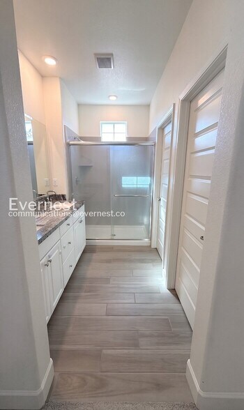 Building Photo - 7912 Titan Dr